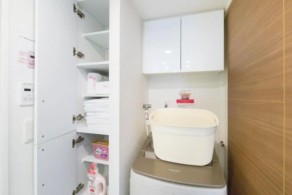 Osaka Nippombashi Station Apartment