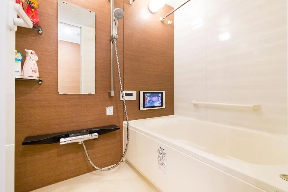 Osaka Nippombashi Station Apartment